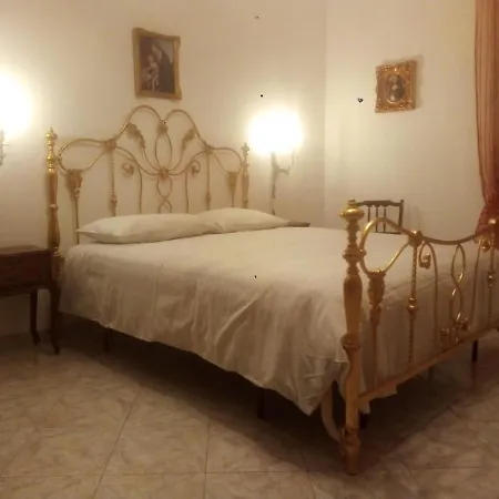 La Casa Nel Bosco Apartment *