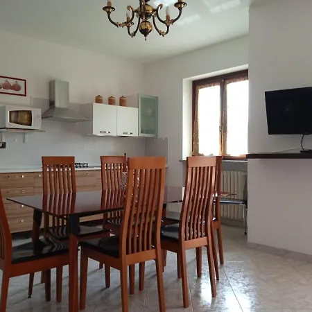 Apartment La Casa Nel Bosco *