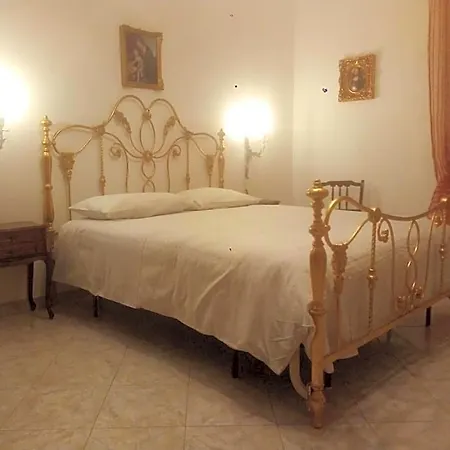 La Casa Nel Bosco 아파트 Rueglio